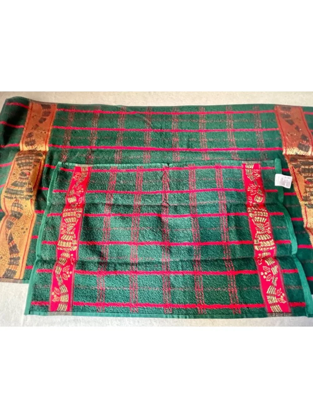 Christmas Towel & Hand Towel Set 100% Cotton Ribbon Red & Green W/ Gold Accents